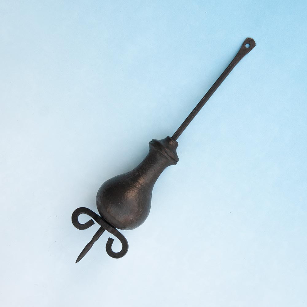 Bleibirnen-Pendel, Modell Bailly, patiniert, ca. 205 g