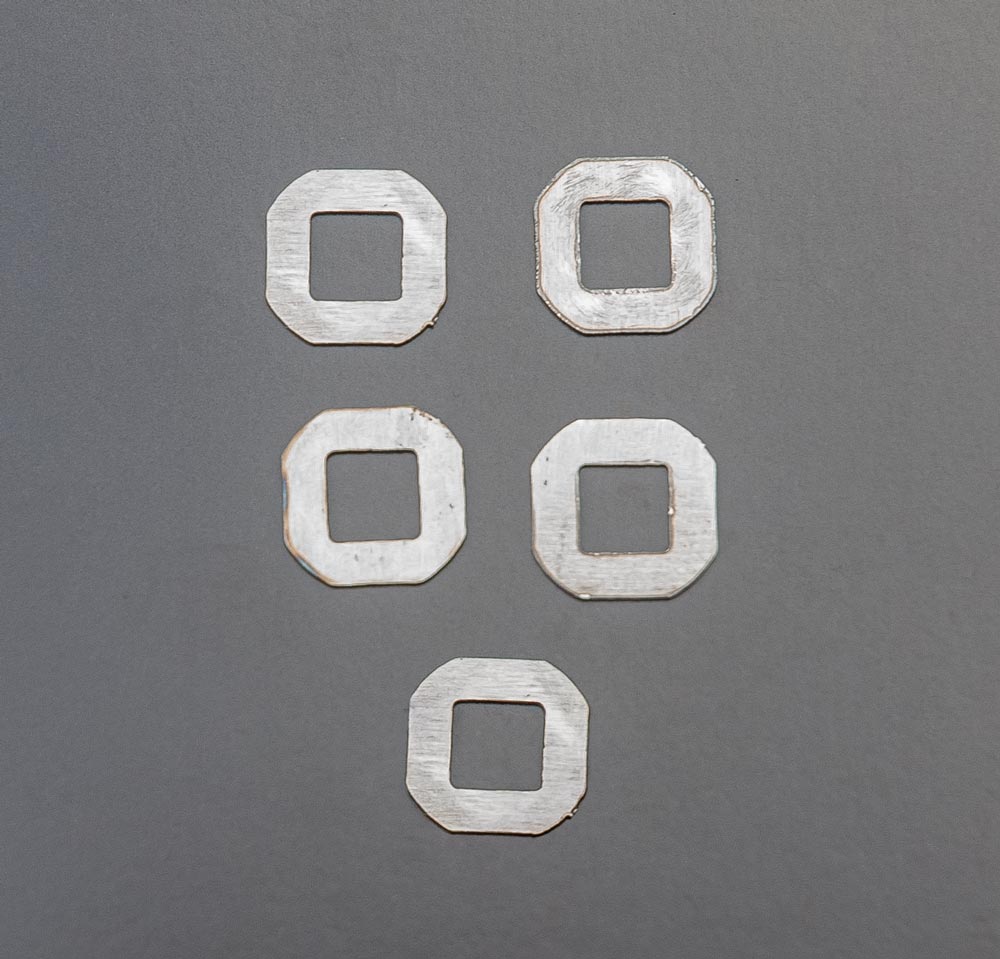 Klemmvierkant für Comtoise-Uhren, Federstahl, ca. 0,50 mm dick, 5 St.