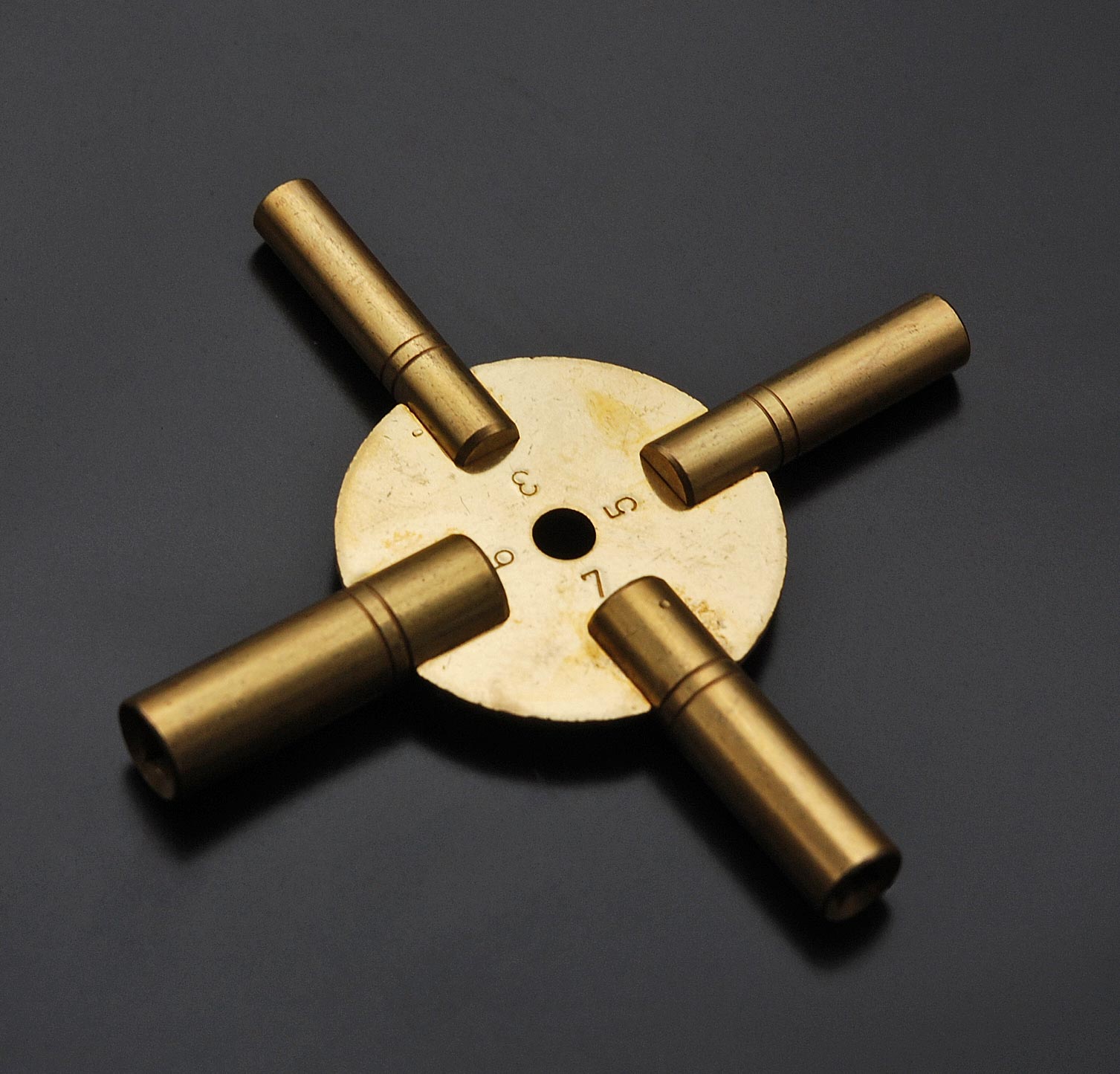 Universalschlüssel - Stern-Schlüssel - Multi-Schlüssel für Grossuhren, Gr. 3‑5‑7‑9