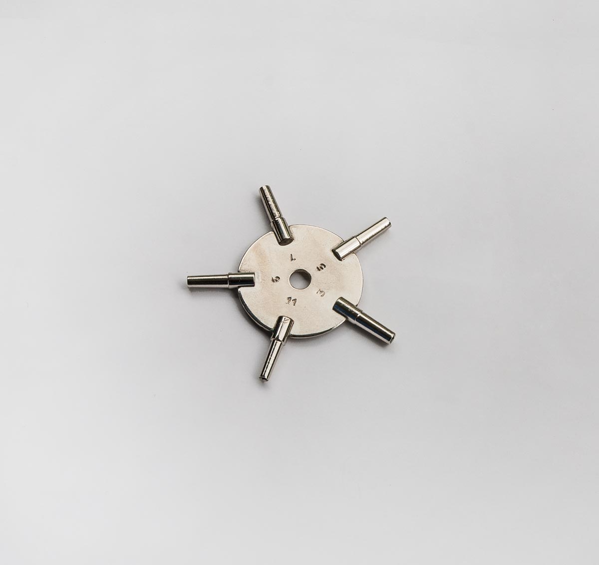 Universalschlüssel - Stern-Schlüssel - Multischlüssel für Taschenuhren Gr. 3‑5‑7‑9‑11
