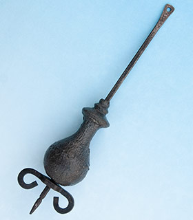 Bleibirnen-Pendel, Modell Cattin, patiniert, ca. 165 g